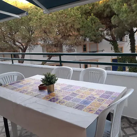 Falesia Apartament *