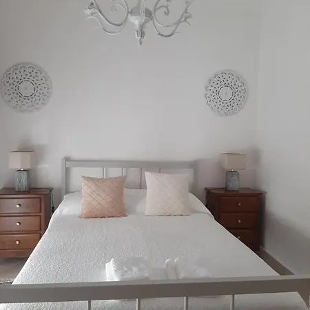 Falesia Apartament *